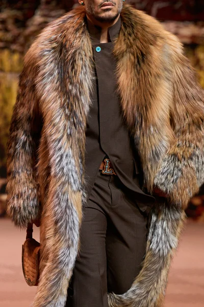 Look 47